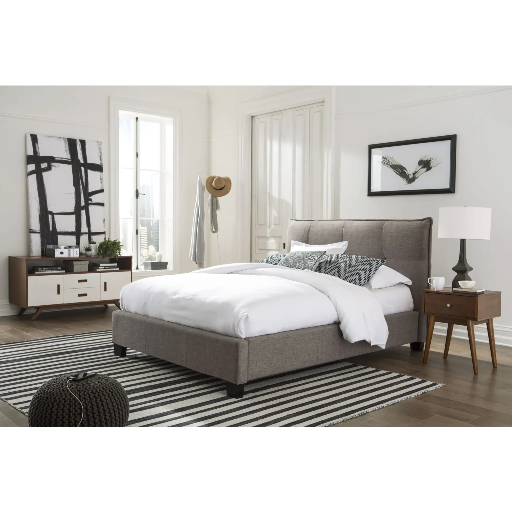 Adona Upholstered Platform Bed in Dolphin Linen