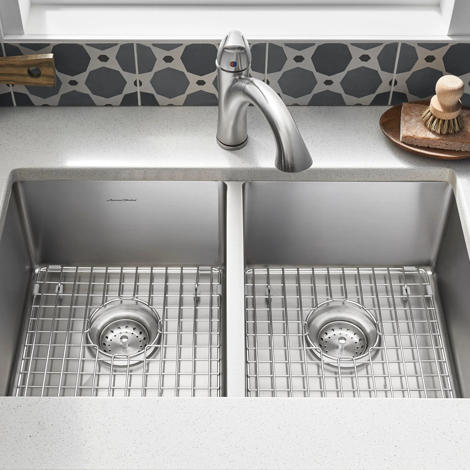 AMERICAN STANDARD - PEKOE 29"X18" 2-BOWL UNDERMOUNT SINK - STAINLESS STEEL