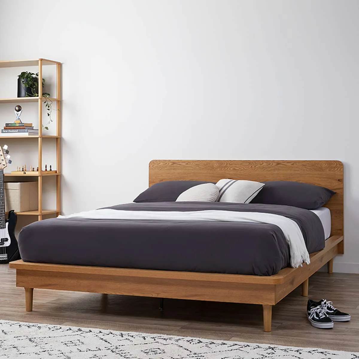 Carson Queen Bed - Natural