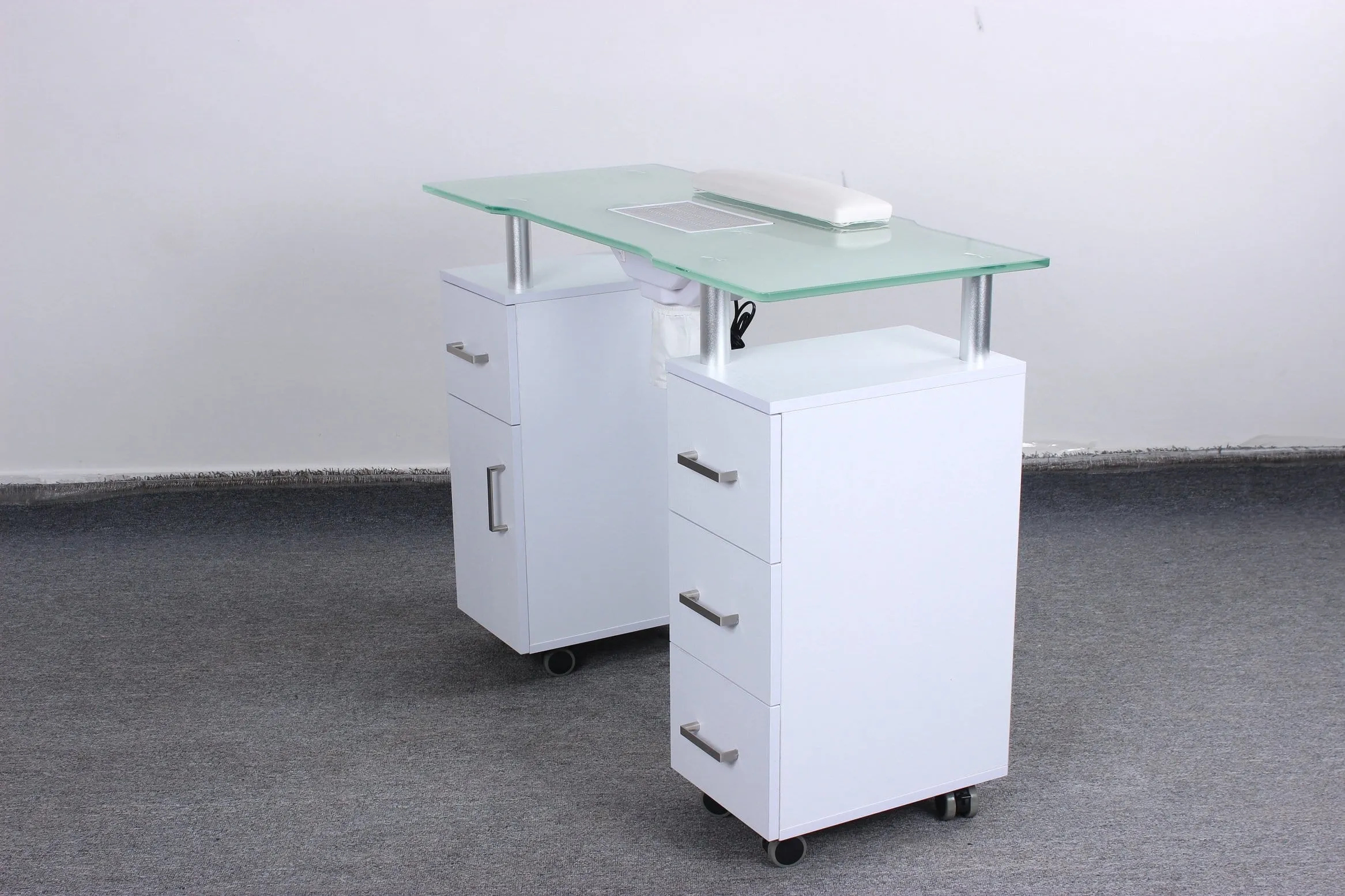 Glasglow Manicure Table With Fan