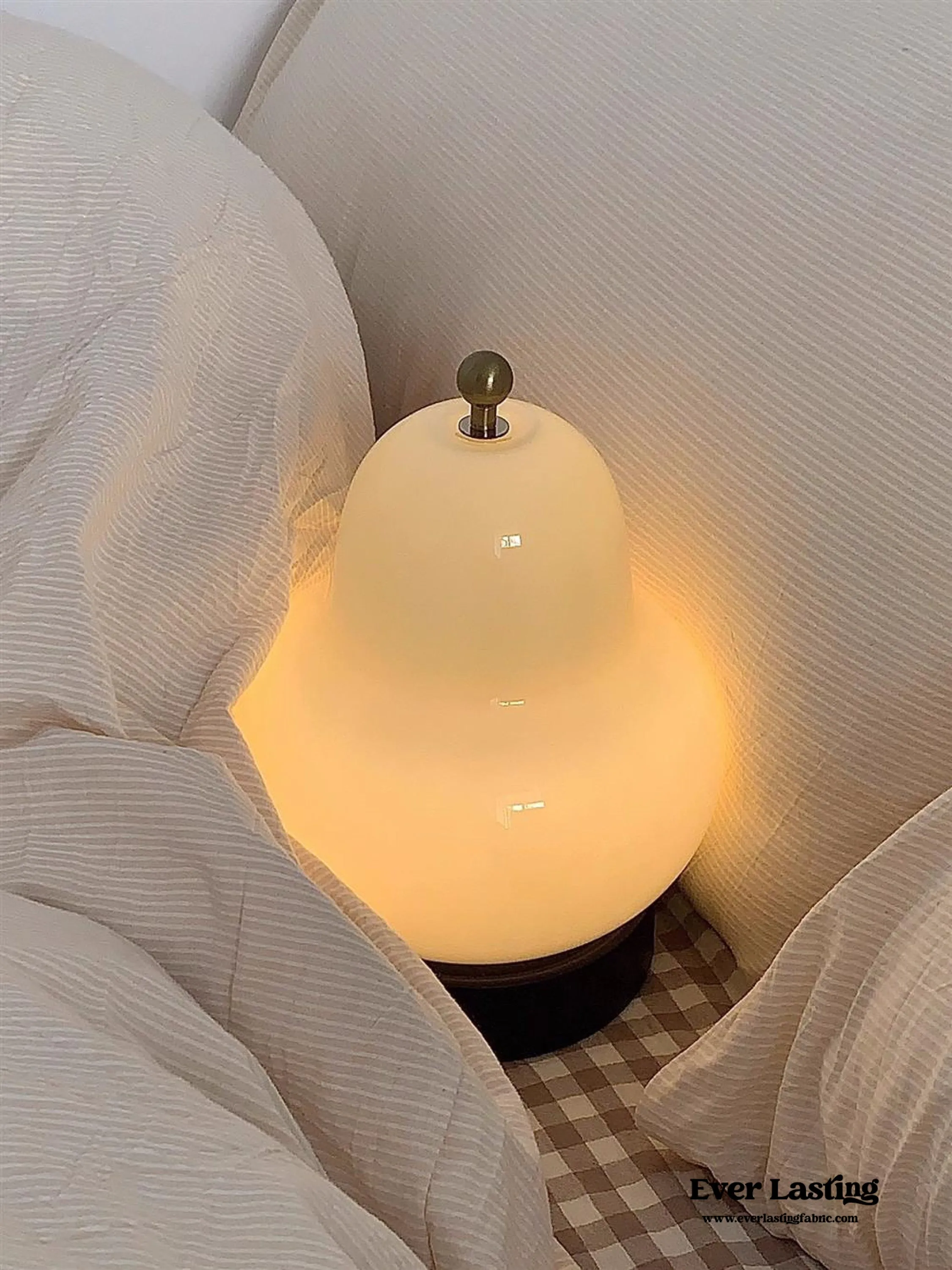 Glass Pear Touch Lamp / Cream