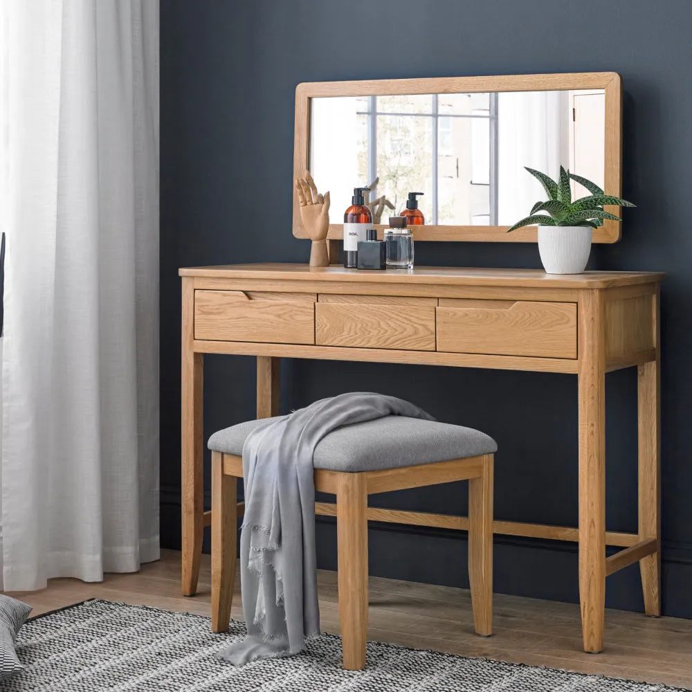 Helsinki Dressing table set